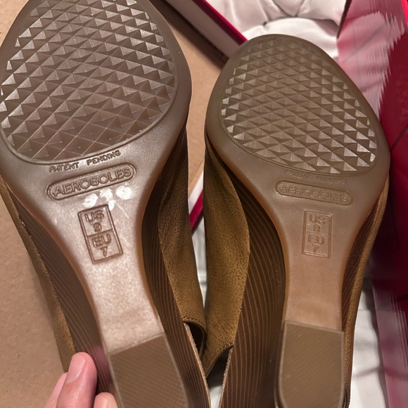 Shoes size 9 - Picture 7 of 7